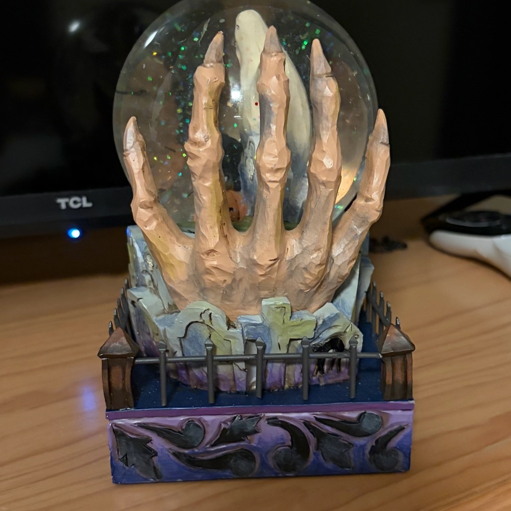 Jim Shore Halloween is at Hand Snow Globe - Picture 4 of 9